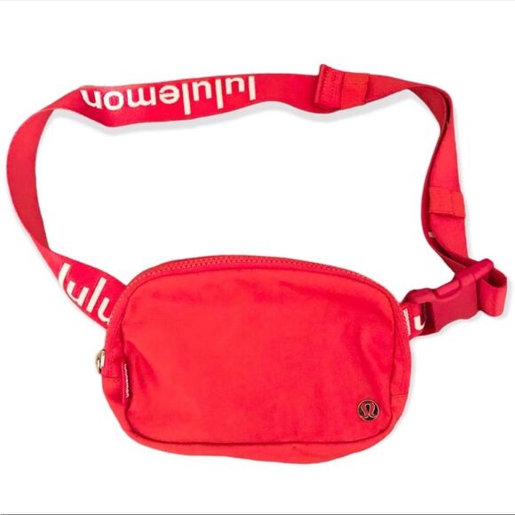 Lululemon Everywhere Belt Bag Logo White Letters Extended Strap Red Exclusive